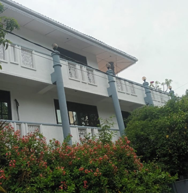 HOUSE FOR SALE